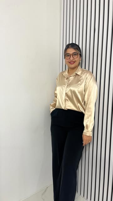 شومیز ساتن رنگ طلایی فری سایز